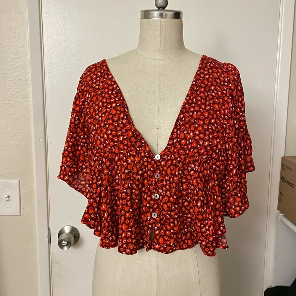 NWT new with tags Forever 21 red orange floral button up blouse with tie back